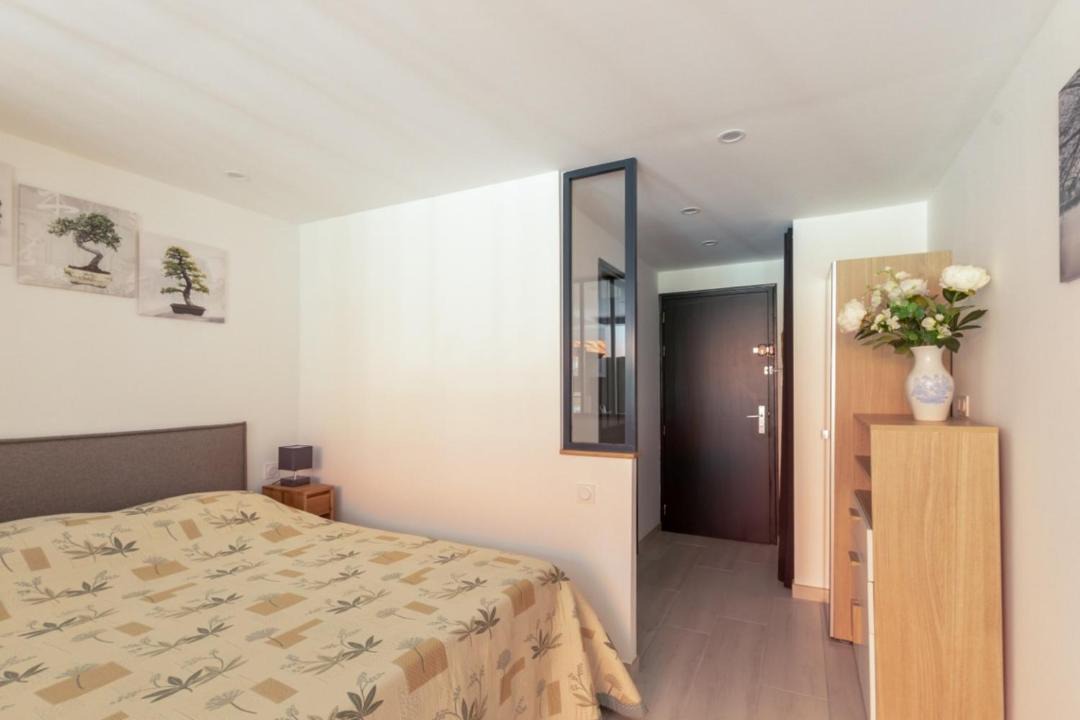 Photo of Bedroom in Saint-Mandrier-sur-Mer