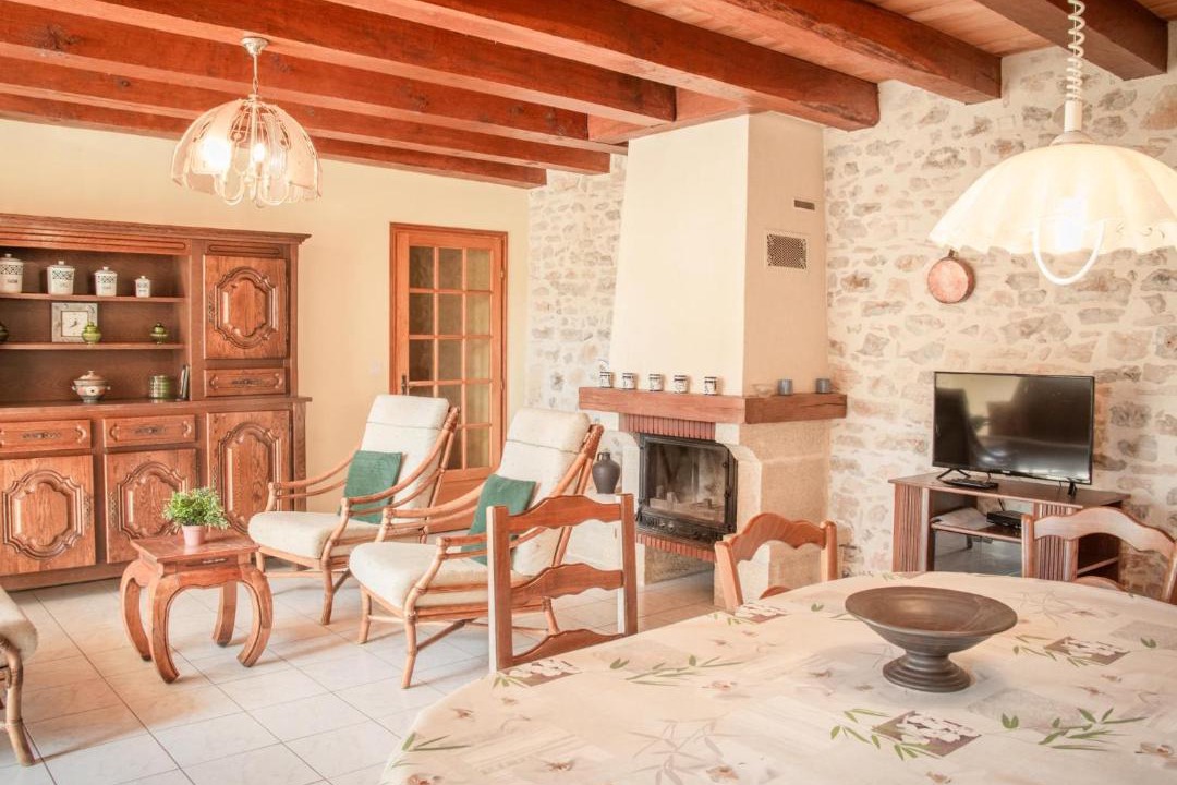Photo of Livingroom in Saint-Pompont