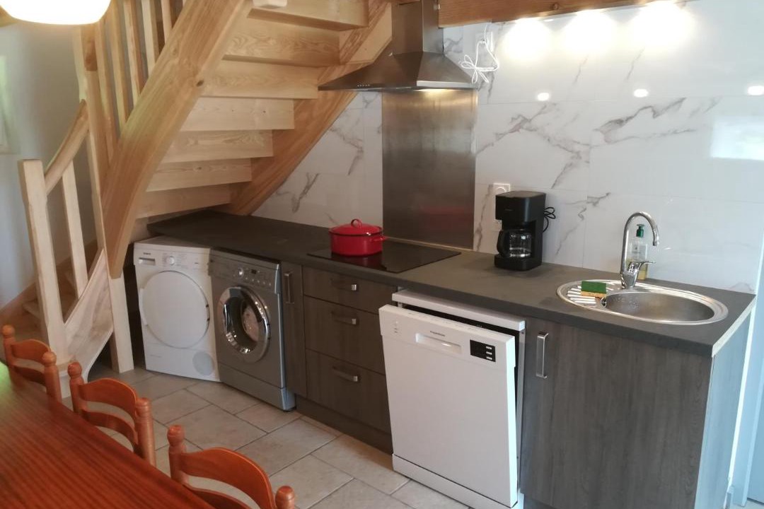 Photo of Kitchen in Saint-Georges-de-Montclard