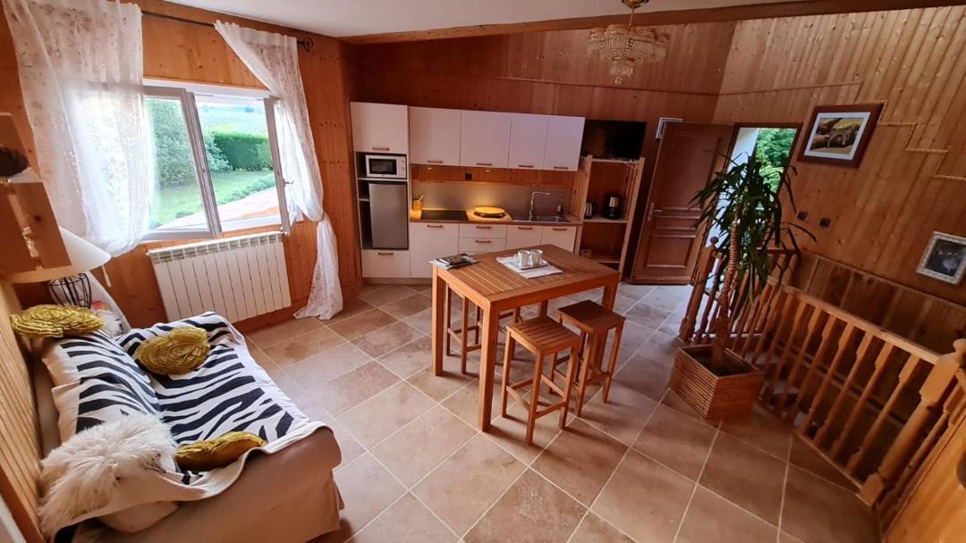 Photo of Livingroom in Saint-Sulpice-et-Cameyrac