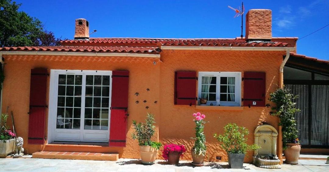 Photo of Buildings in Forcalqueiret