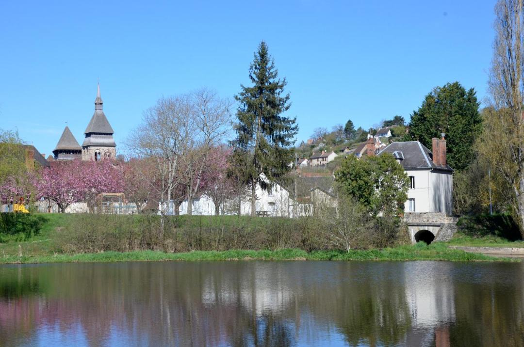 Photo of Buildings in Chambon-sur-Voueize
