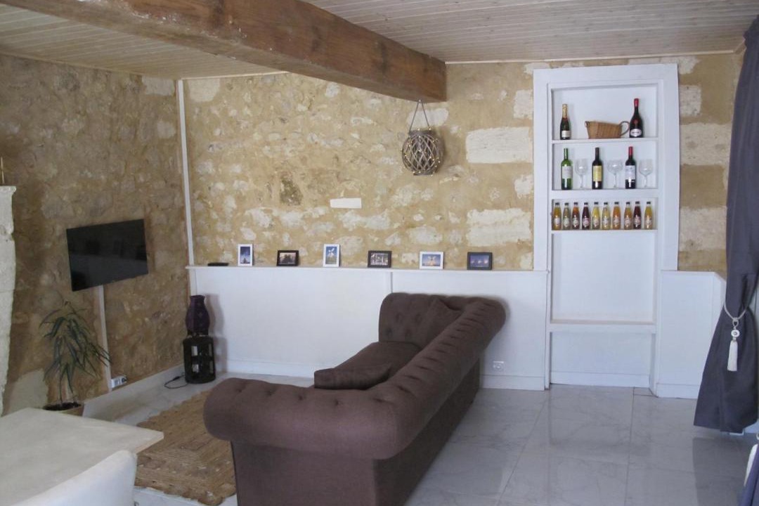Photo of Livingroom in Bourg-sur-Gironde