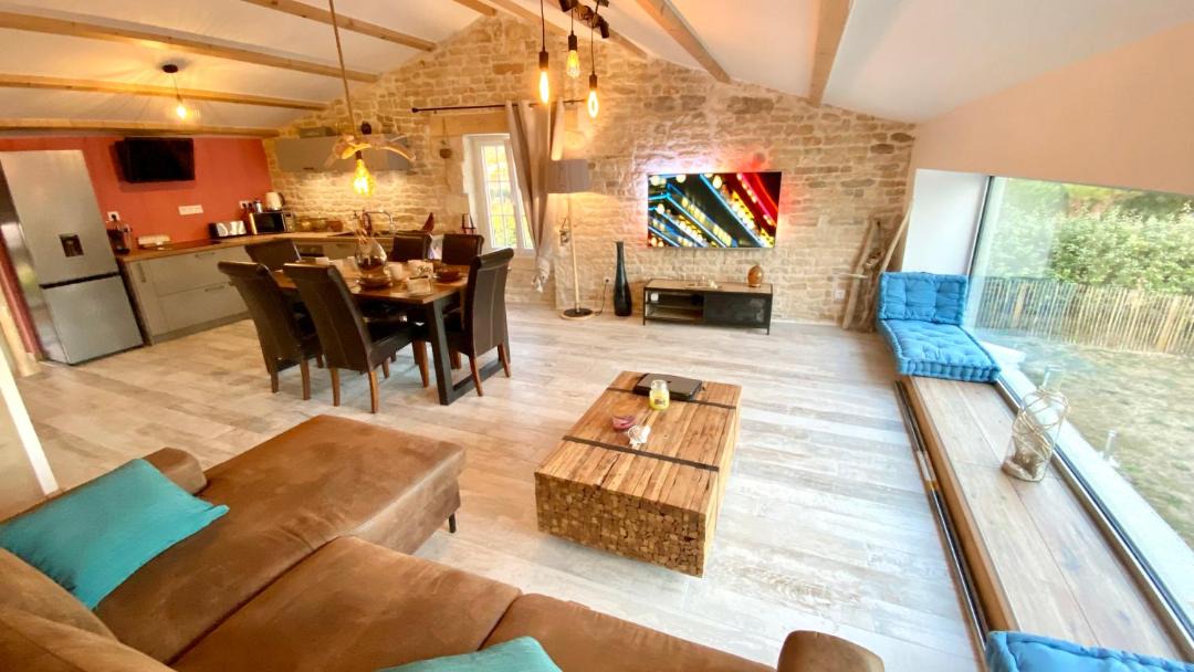 Photo of Livingroom in Saint-Medard-d'Aunis
