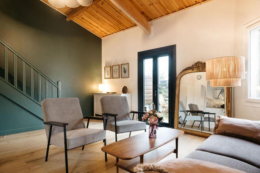 Photo of Livingroom in Pauillac
