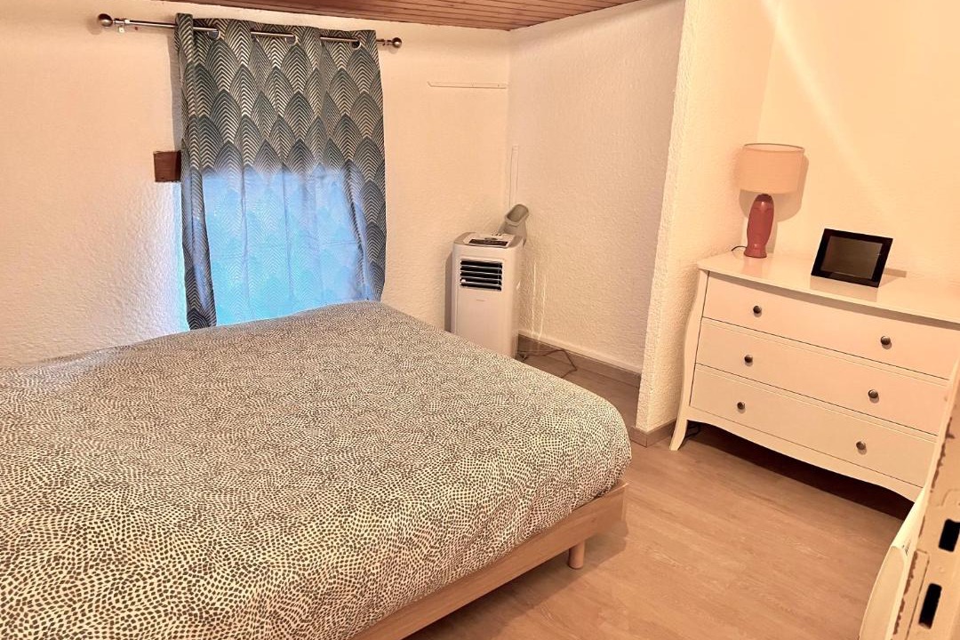 Photo of Bedroom in Ruelle-sur-Touvre