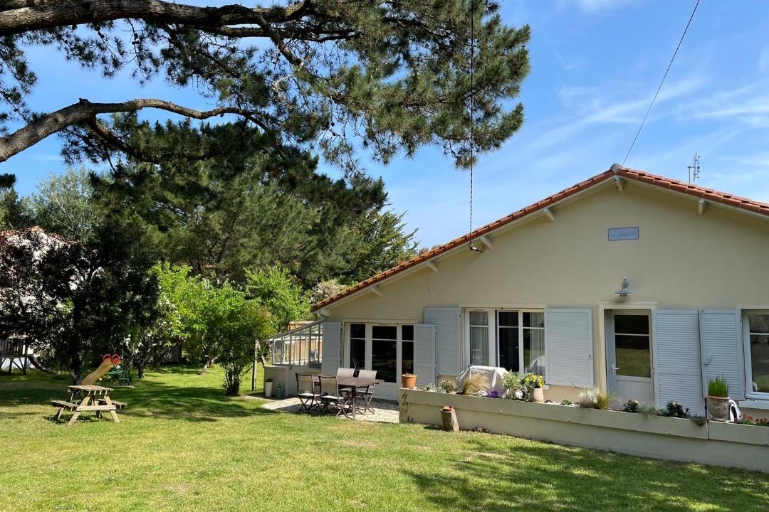 Photo of Buildings in Saint-Palais-sur-Mer