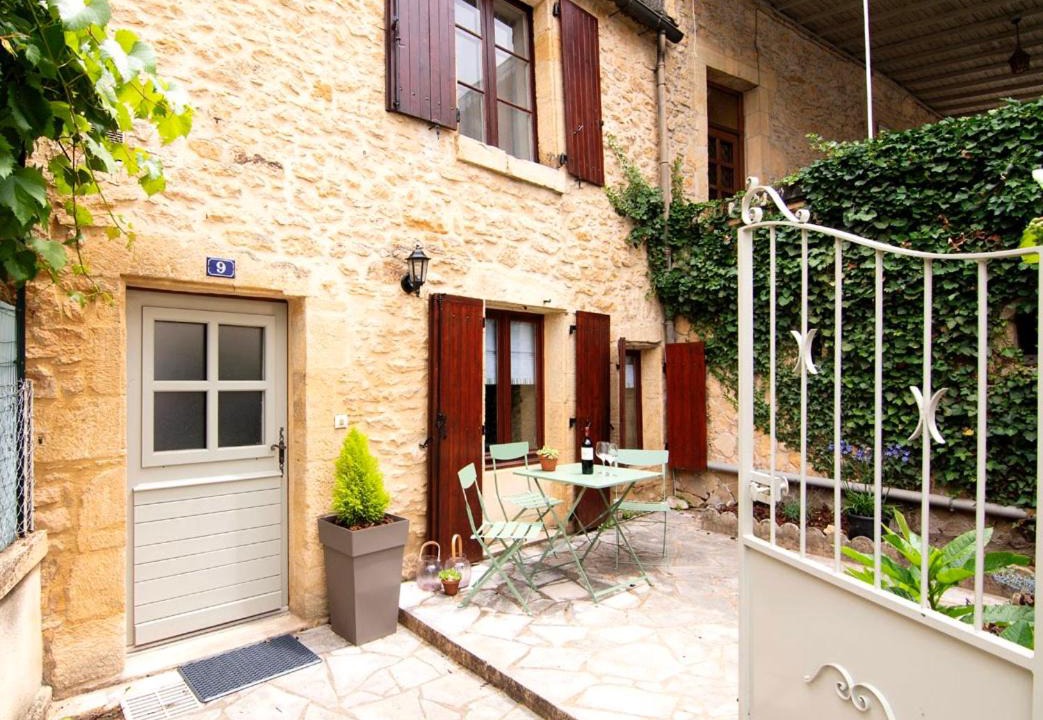 Photo of Buildings in Sarlat-la-Caneda Historic Center