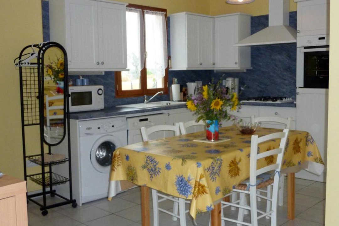 Photo of Kitchen in Saint-Meard-de-Drone