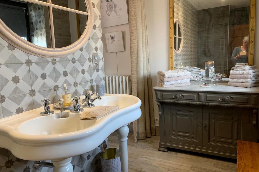 Photo of Bathroom in Chauray