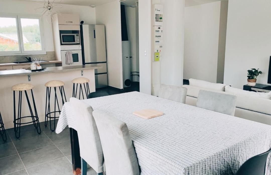 Photo of Bedroom in Saint-Martin-de-Hinx