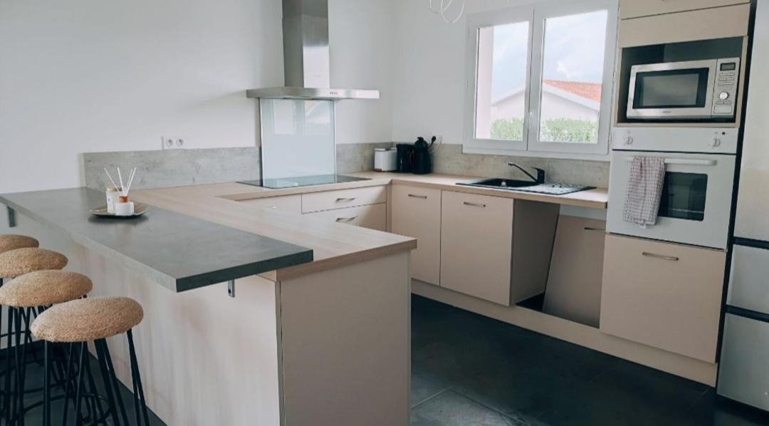 Photo of Kitchen in Saint-Martin-de-Hinx
