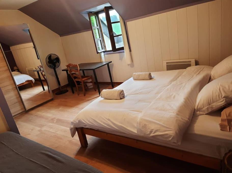 Photo of Bedroom in Bruges-Capbis-Mifaget