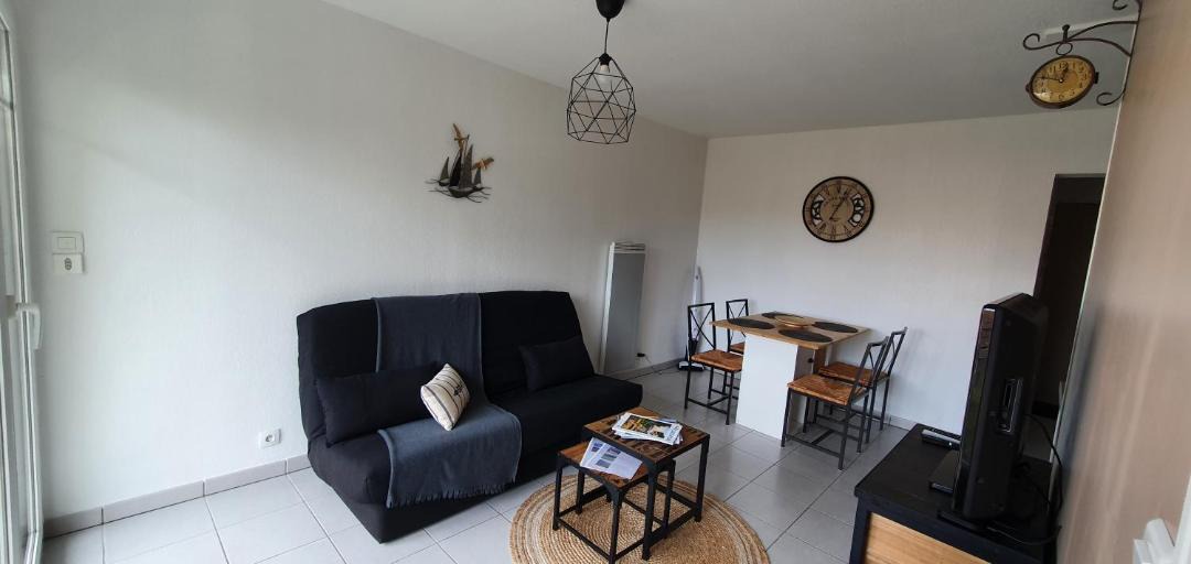 Photo of Livingroom in Gujan-Mestras
