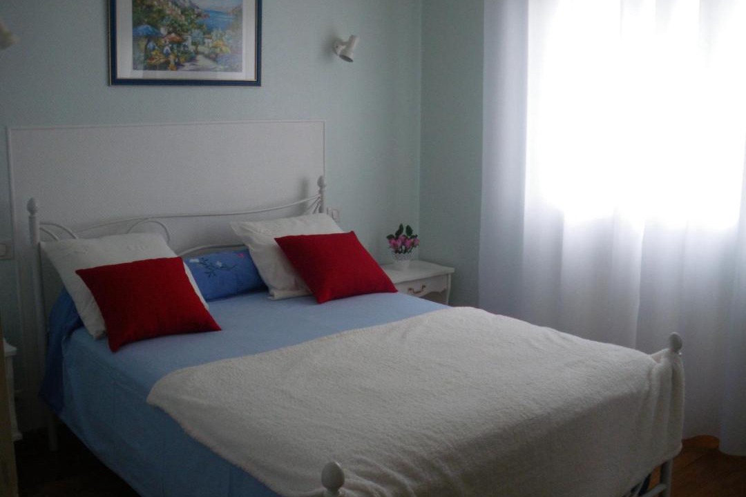 Photo of Bedroom in Lanquais