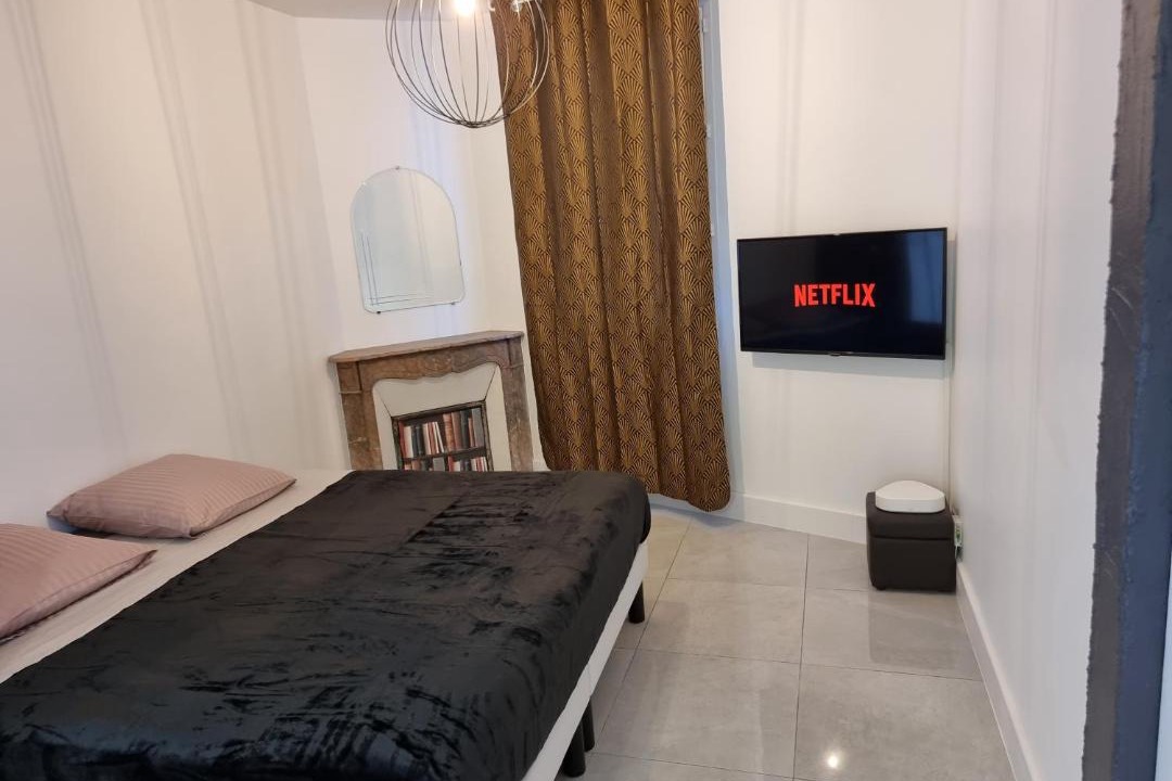 Photo of Bedroom in Le Bouscat