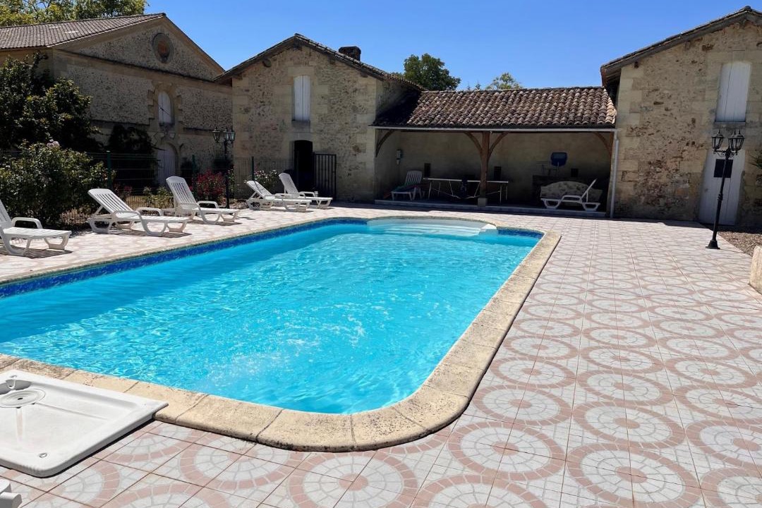 Photo of Outdoor in Lamothe-Montravel
