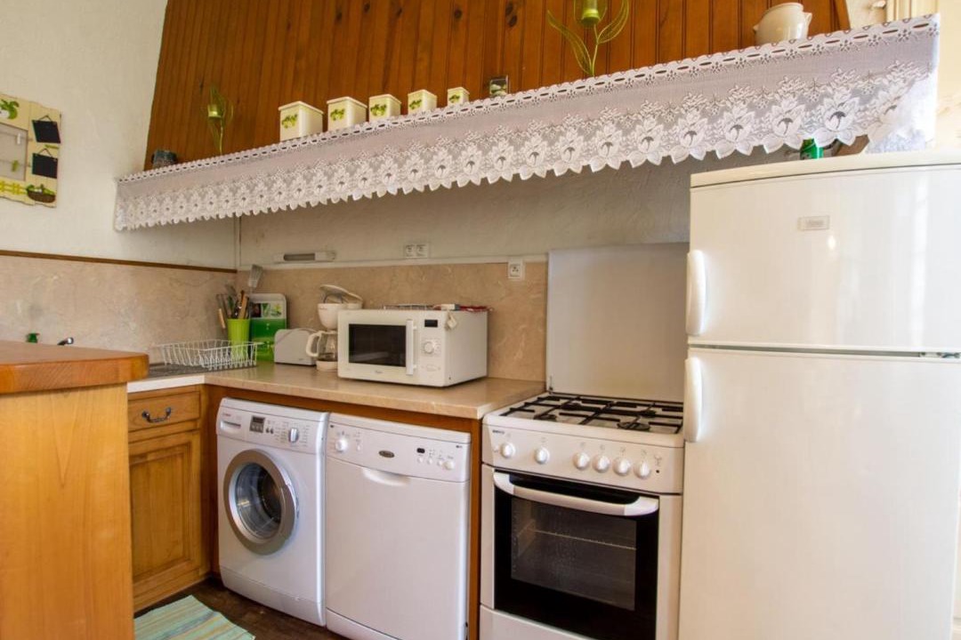Photo of Kitchen in Saint-Cernin-de-lHerm