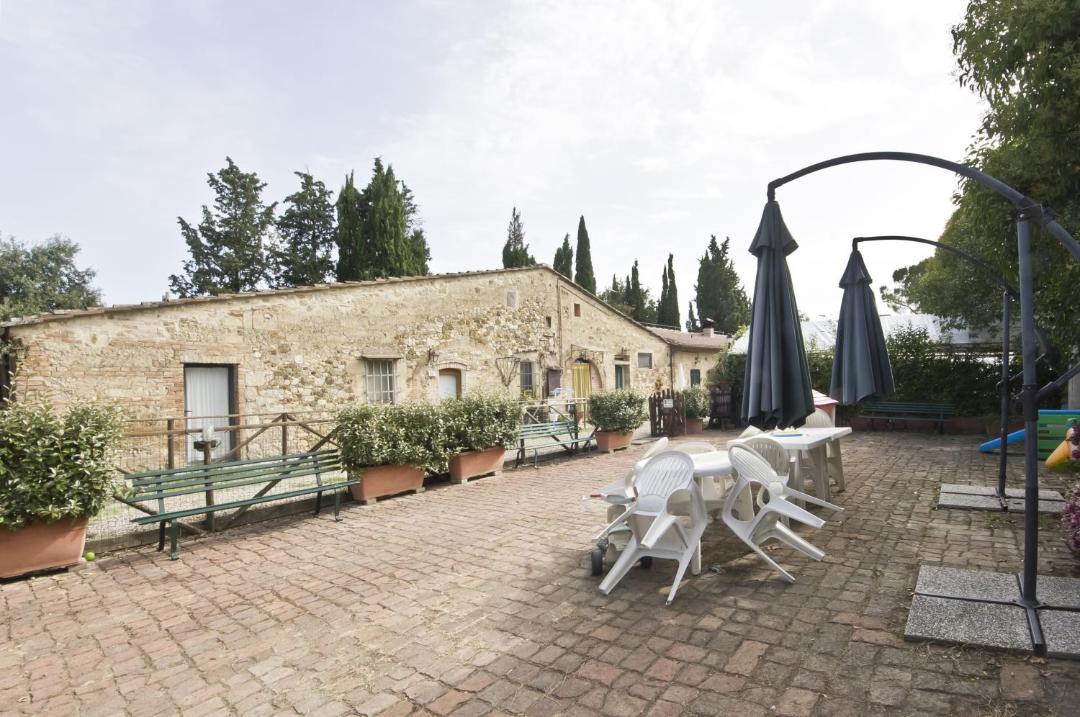 Photo of Buildings in Monteriggioni