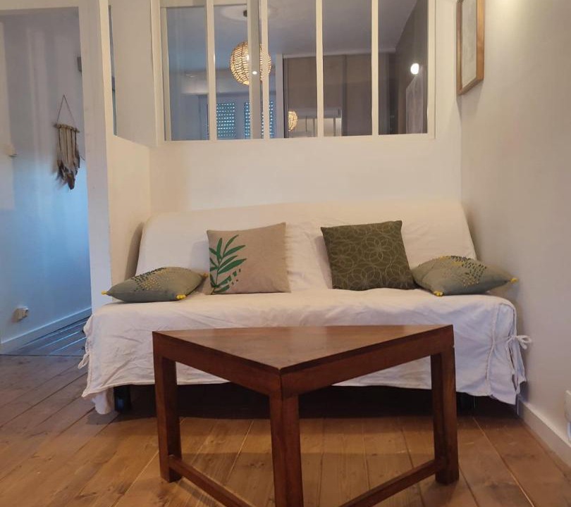 Photo of Livingroom in Centre Ville