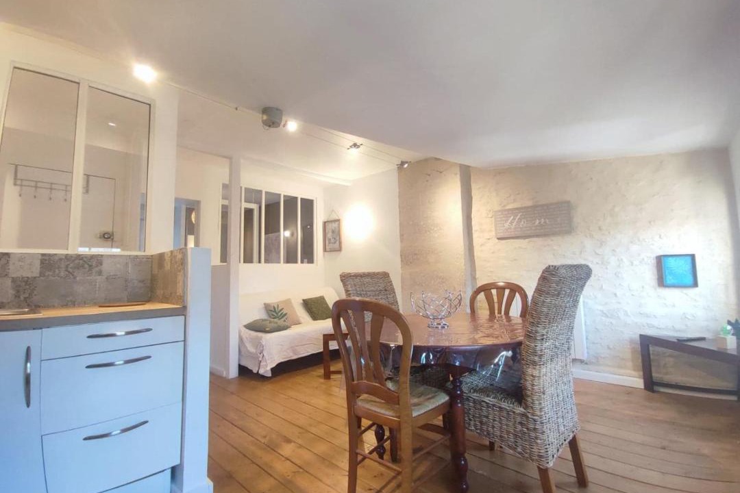 Photo of Livingroom in Centre Ville
