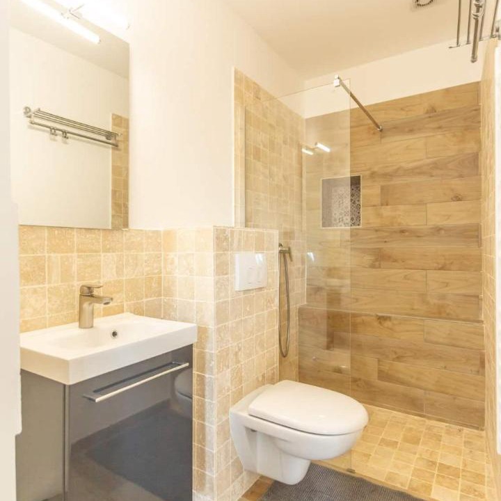 Photo of Bathroom in Laroque-Timbaut