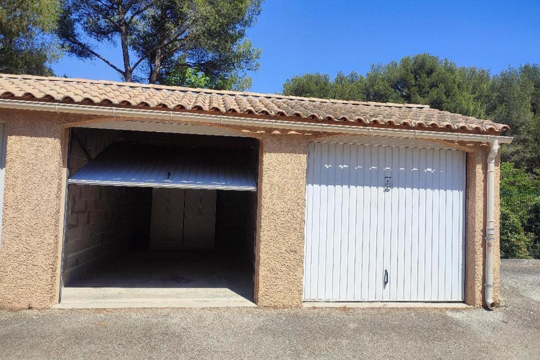 Photo of Buildings in Sanary-sur-Mer