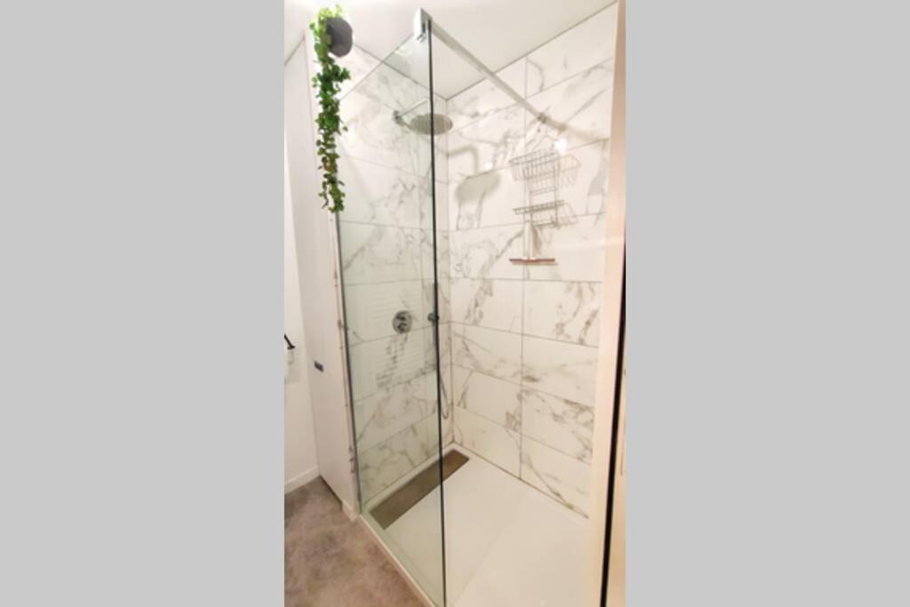 Photo of Bathroom in North district