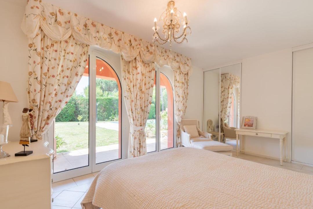 Photo of Bedroom in Les Restanques