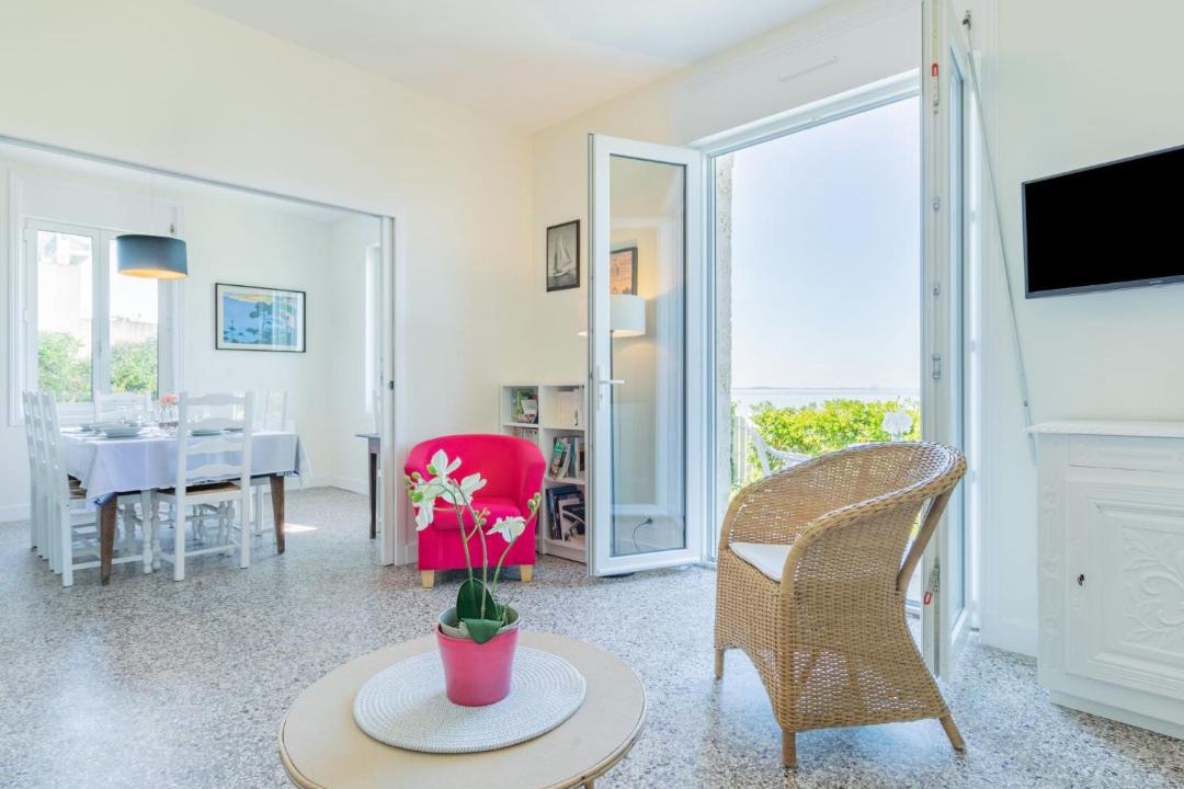 Photo of Livingroom in Saint-Palais-sur-Mer