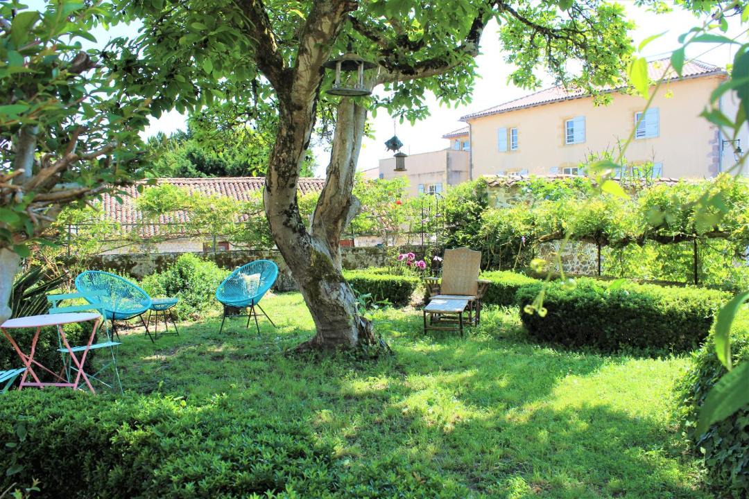 Photo of Others in Availles-Limouzine