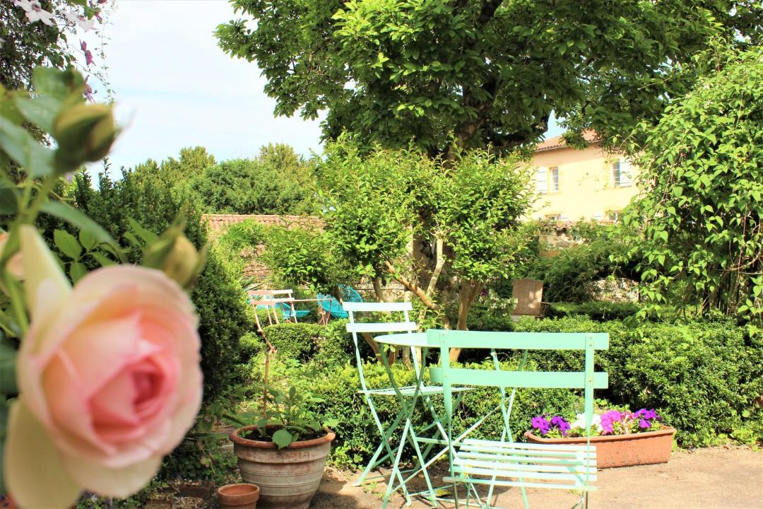 Photo of Others in Availles-Limouzine