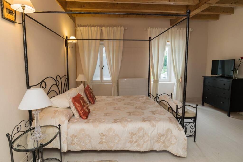 Photo of Bedroom in Buzy