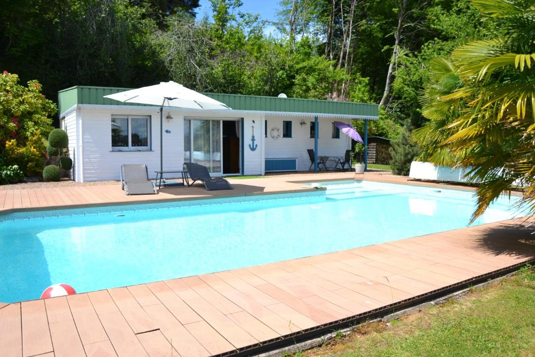 Photo of Outdoor in Naves
