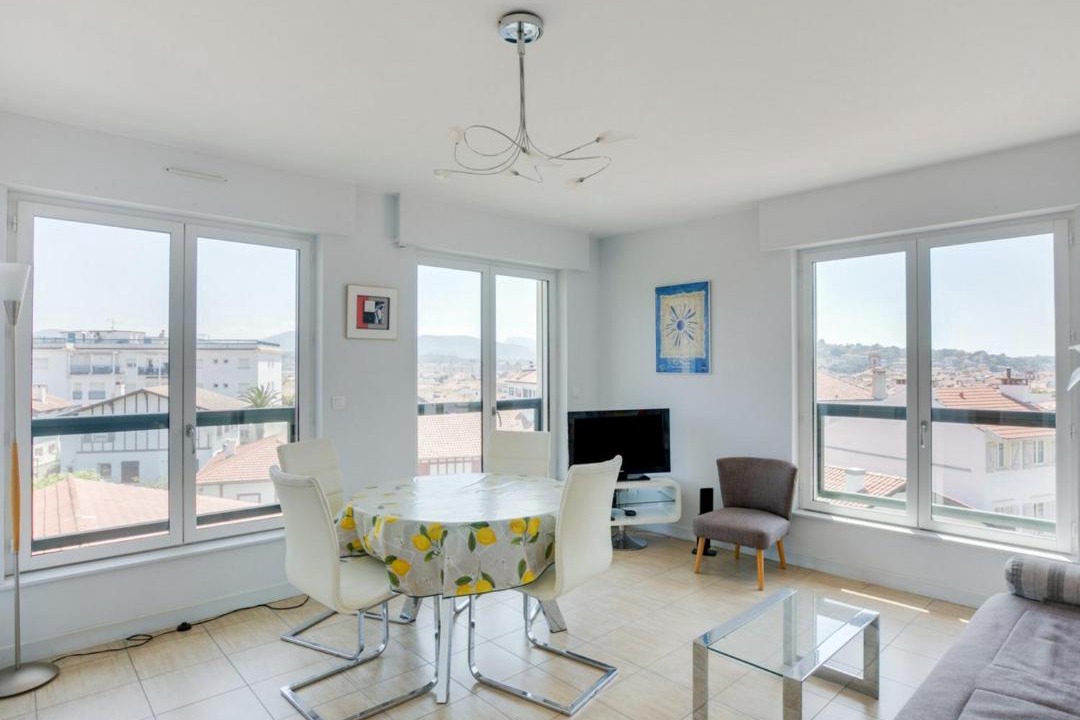 Photo of Livingroom in Saint-Jean-de-Luz City Center