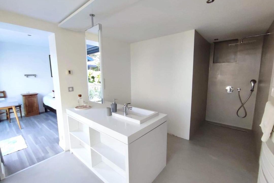 Photo of Bathroom in Ciboure