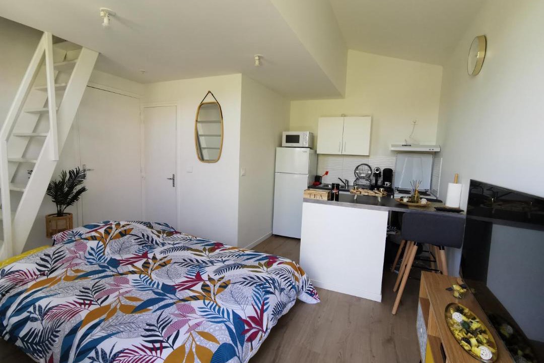 Photo of Bedroom in Begles