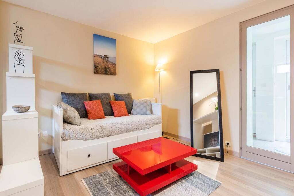 Photo of Livingroom in Begles