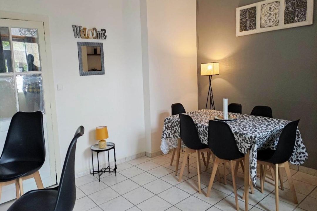 Photo of Livingroom in Champniers-et-Reillac