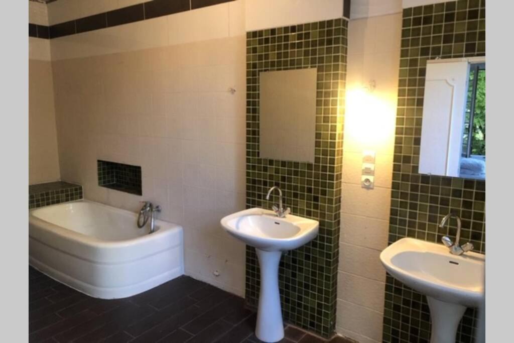 Photo of Bathroom in Cherac