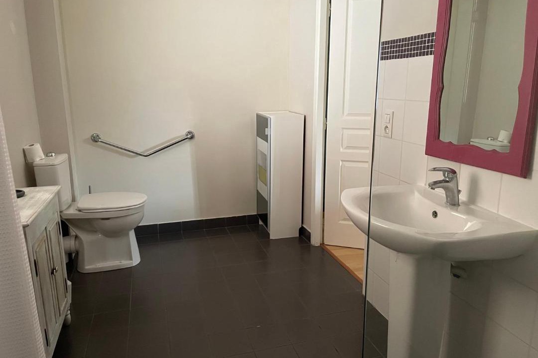 Photo of Bathroom in Fleac