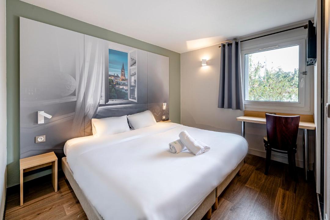 Photo of Bedroom in Le Haillan
