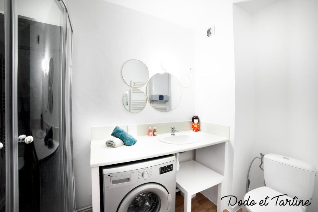 Photo of Bathroom in Le Mourillon