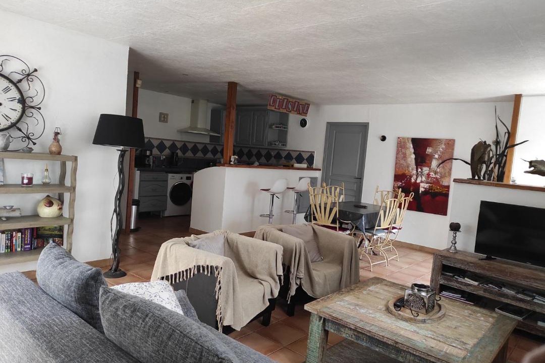 Photo of Livingroom in Maillane