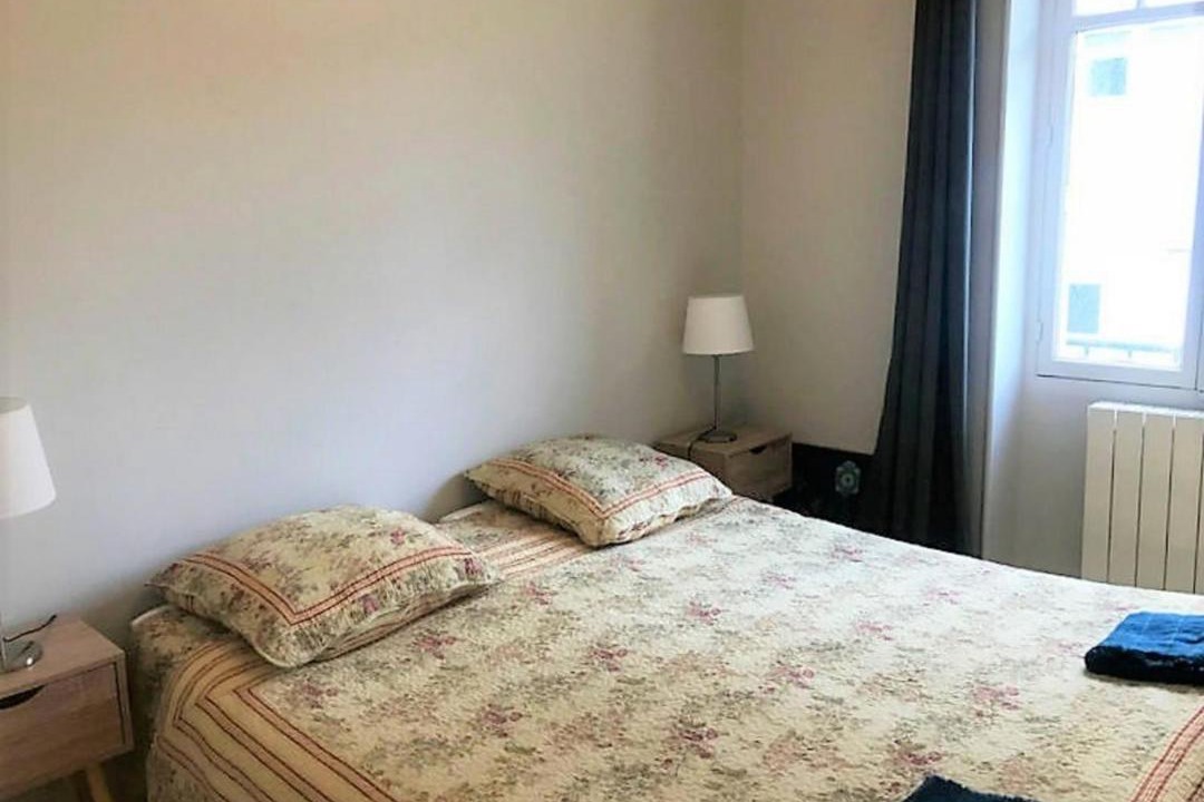Photo of Bedroom in Saint-Jean-de-Luz City Center
