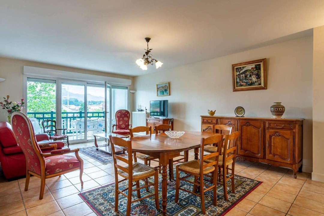 Photo of Livingroom in Saint-Jean-de-Luz City Center