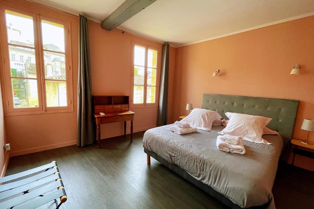 Photo of Bedroom in Saint-Emilion