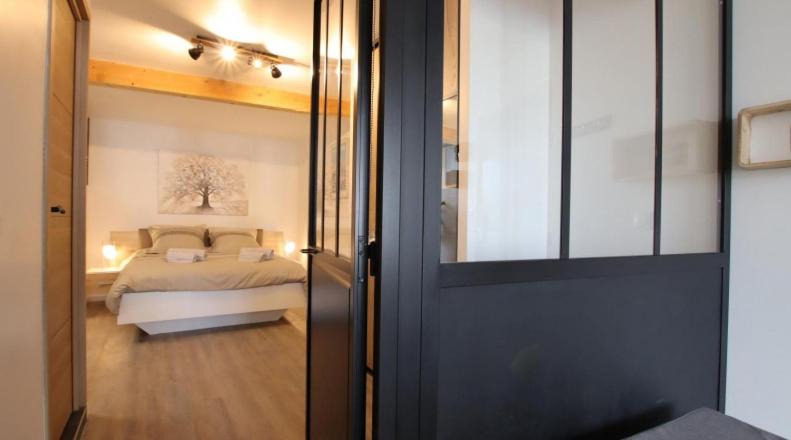 Photo of Bedroom in Oloron-Sainte-Marie