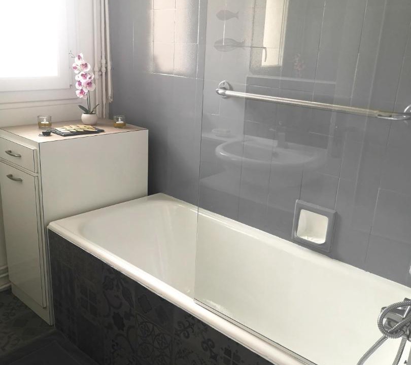 Photo of Bathroom in Le Passage