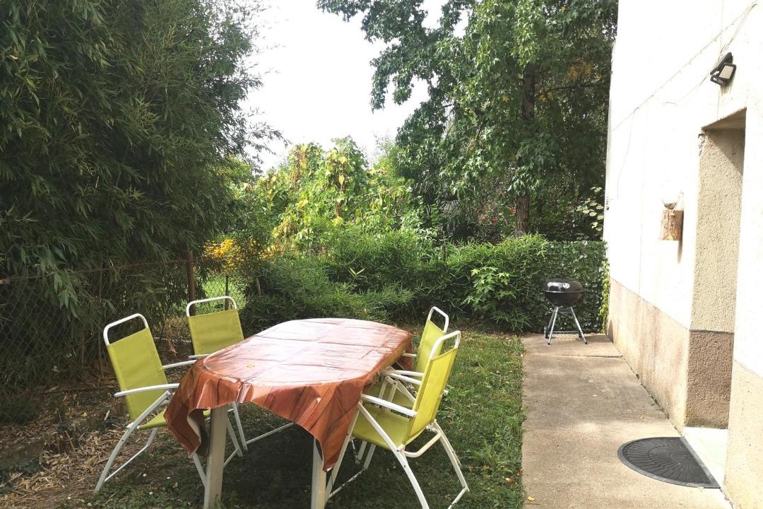 Photo of Patio Balcony in Le Passage